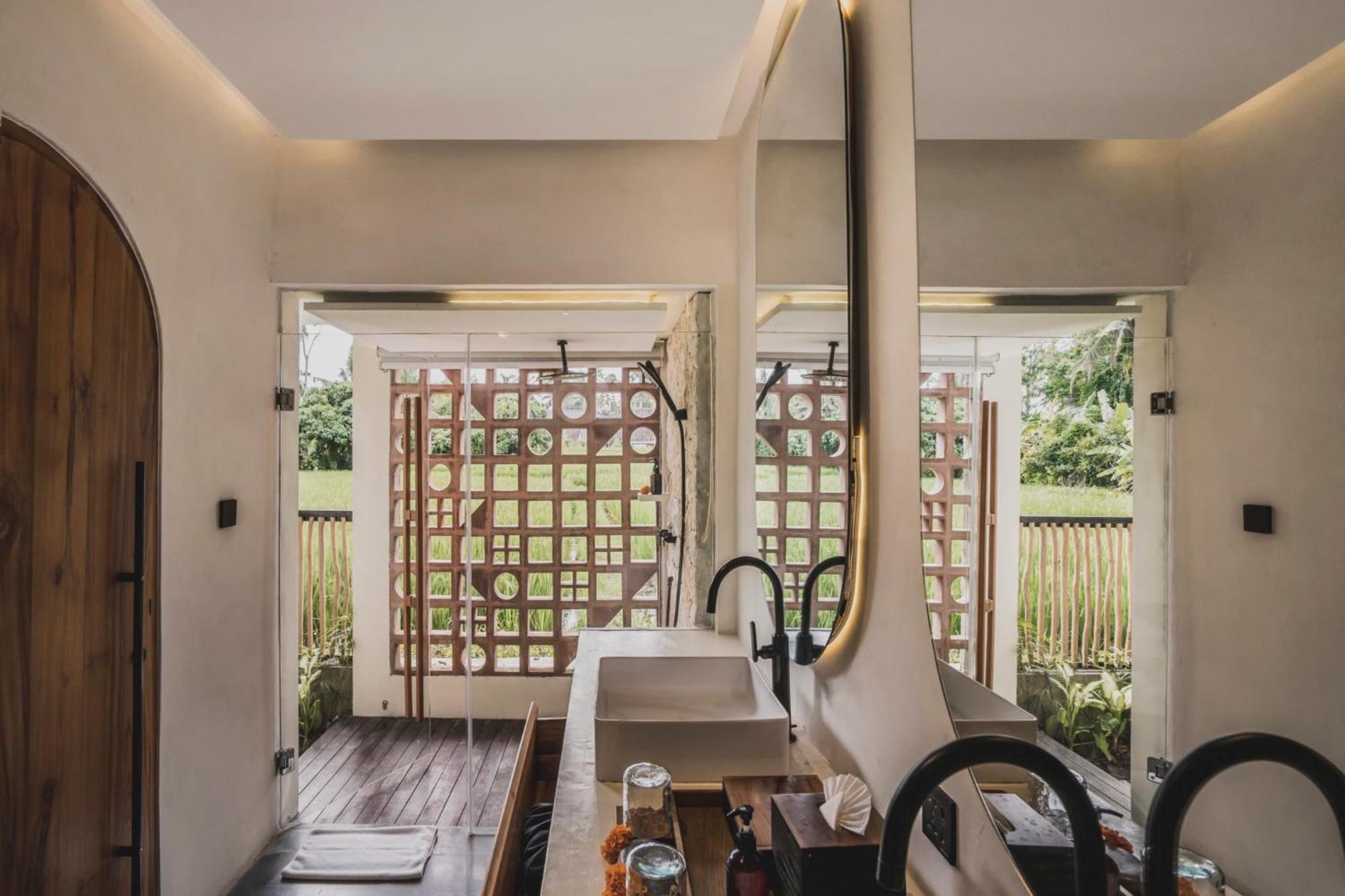 Suara Alam Hotel Ubud By Ini Vie Hospitality Exterior photo